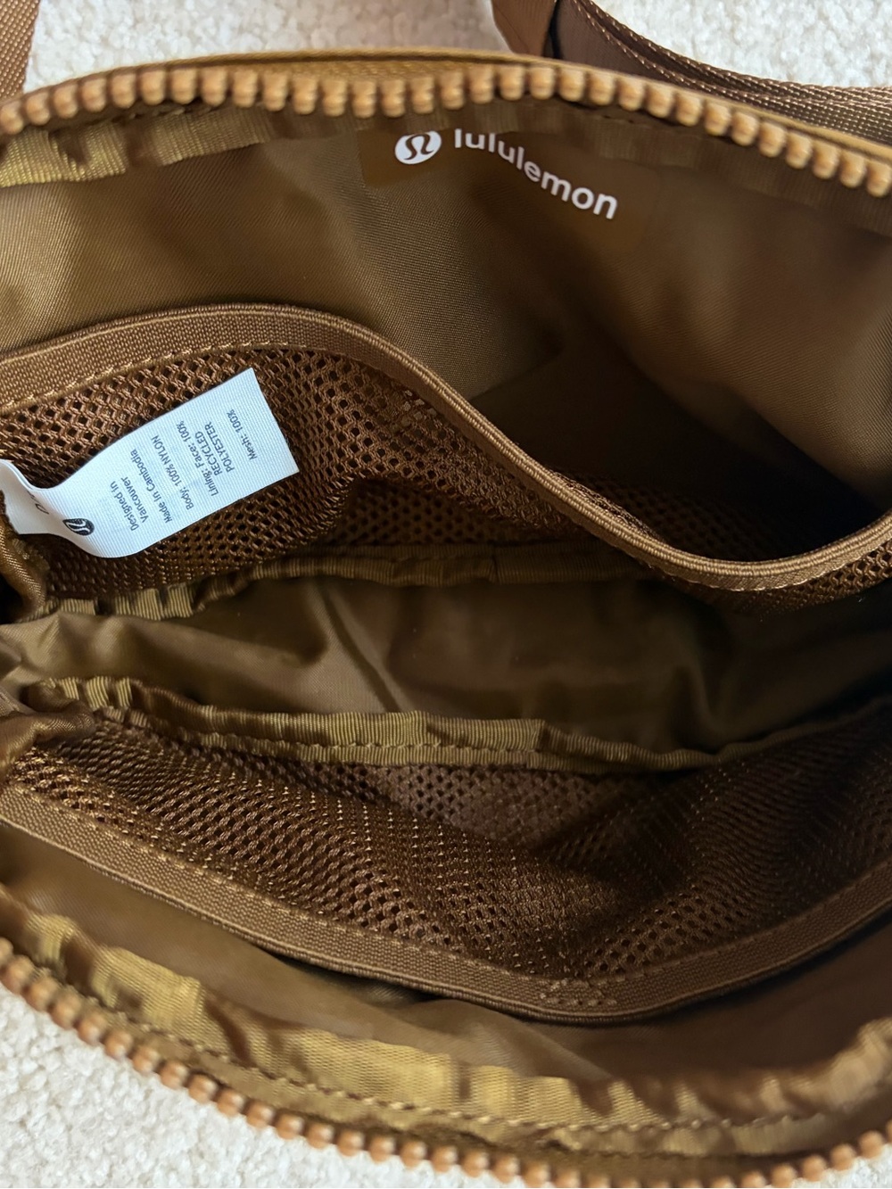 BNWOT- Lululemon Belt Bag - Picture 5 of 7